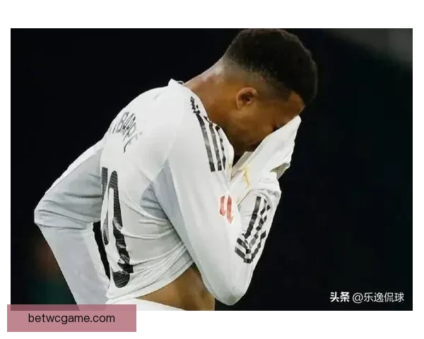 姆巴佩出游引风波 皇马内部早已对其不满情绪积聚
